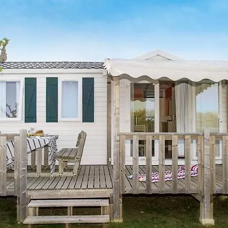 4* : Mobil Premium 33 M² A 200m De La Et Centre Κάμπινγκ *